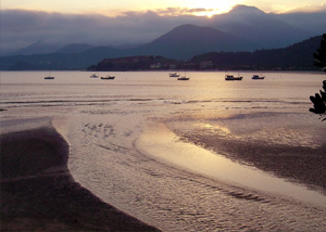 Praia de Tabatinga em Caraguatatuba